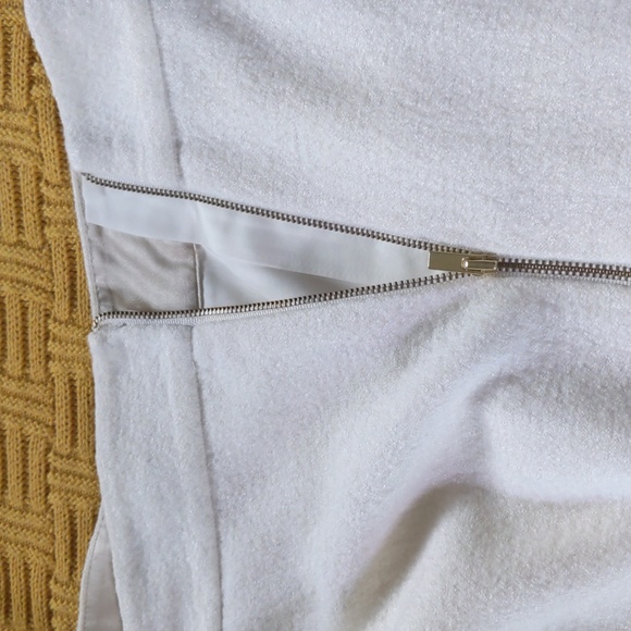 Banana Republic wool-blend fuzzy winter white pencil skirt size 6 - Picture 6 of 10